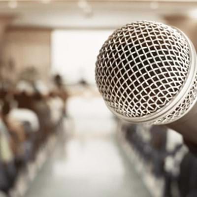 Microphone for motivational speaking